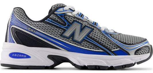 New Balance 740