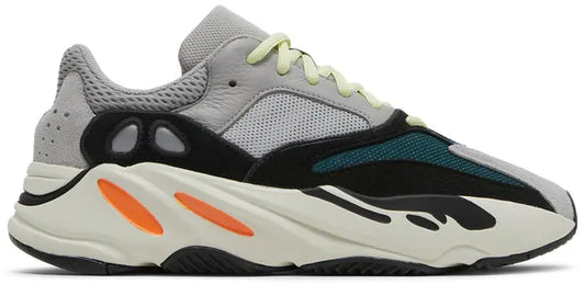 Yeezy Boost 700 Gris